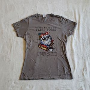 Womens Medium Graphic Tee